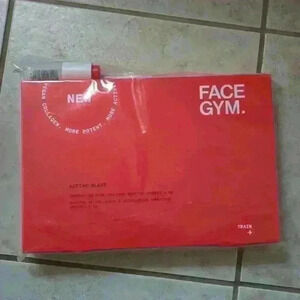 - NWT FACE GYM ACTIVE BLAST​